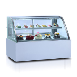 Vitrina de vidrio curvada para pasteles Exhibición de panadería de 3 niveles